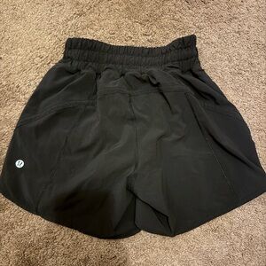 lululemon athletica high rise size 2 Women's Black Athletic Shorts